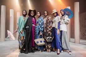 Modest Fashion: Tren Busana Santun yang Kian Diminati Anak Muda Indonesia